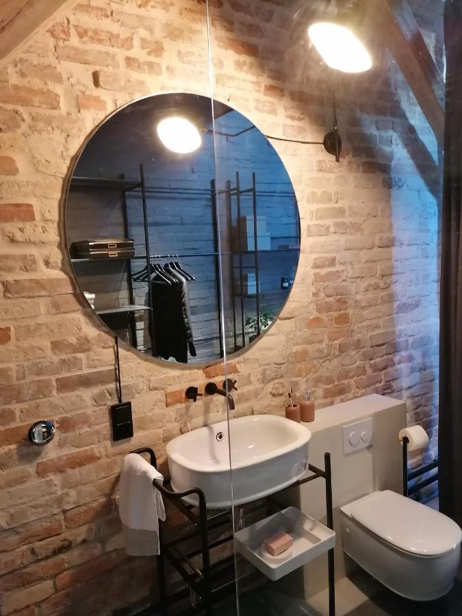 Mystictone - Loft In The Heart Of Warsaw - Nowy Swiat Roomtones المظهر الخارجي الصورة